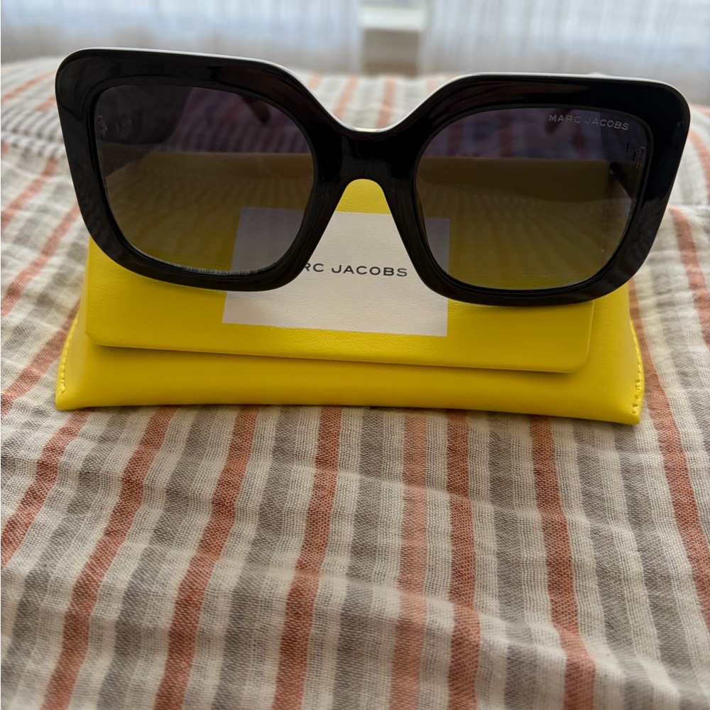 Marc Jacobs Black Square Sunglasses